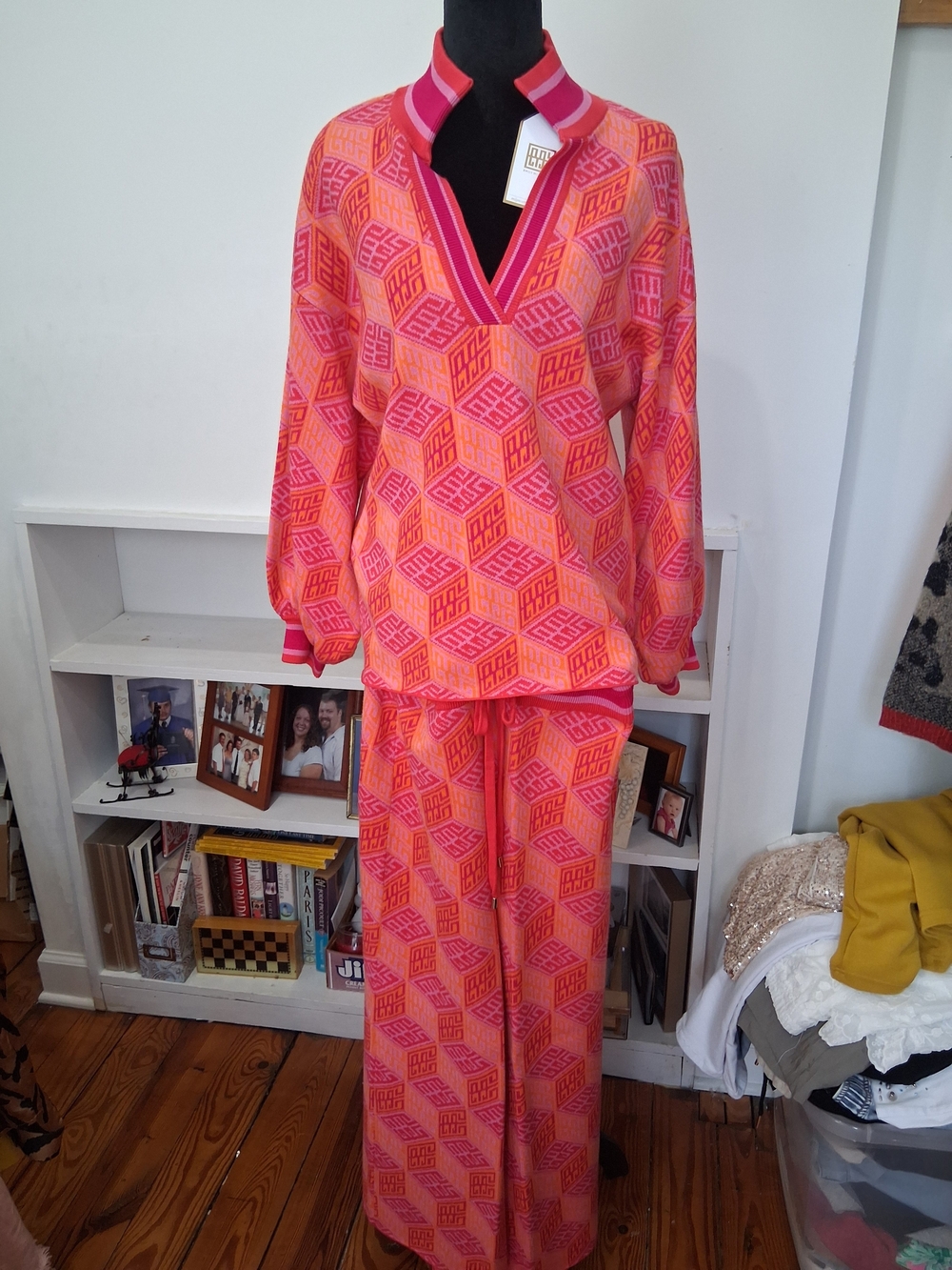 Emily Mccarthy Bright Pink & Orange Geometric Lounge Set - Women